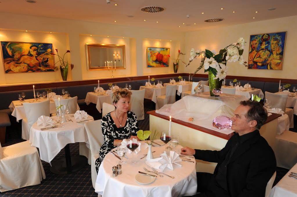 Grand Hotel Binz Luaran gambar Restaurant in the Hotel