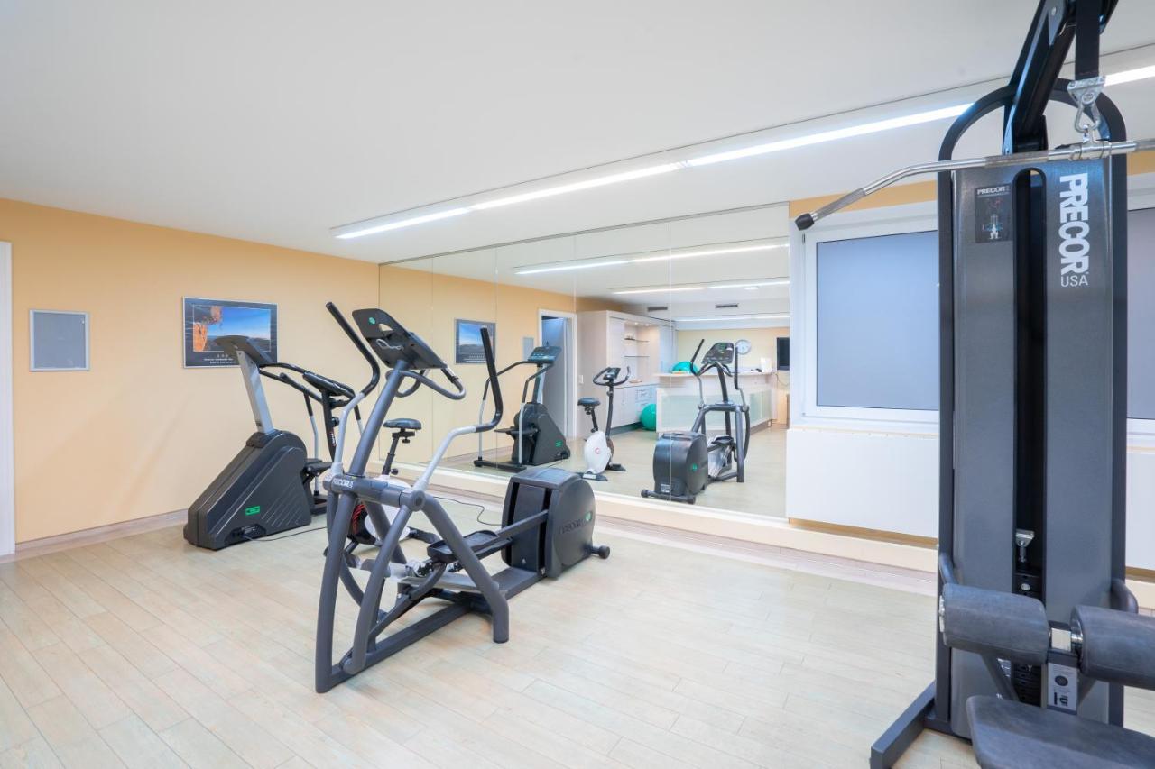Grand Hotel Binz Luaran gambar The gym at the hotel