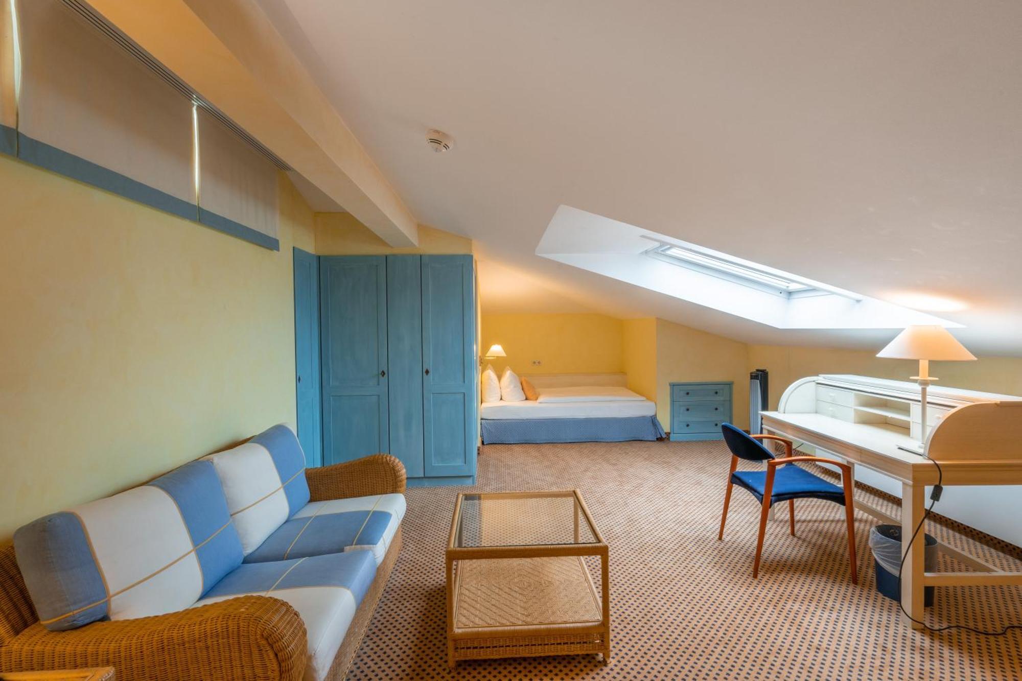 Grand Hotel Binz Luaran gambar A room at the hotel