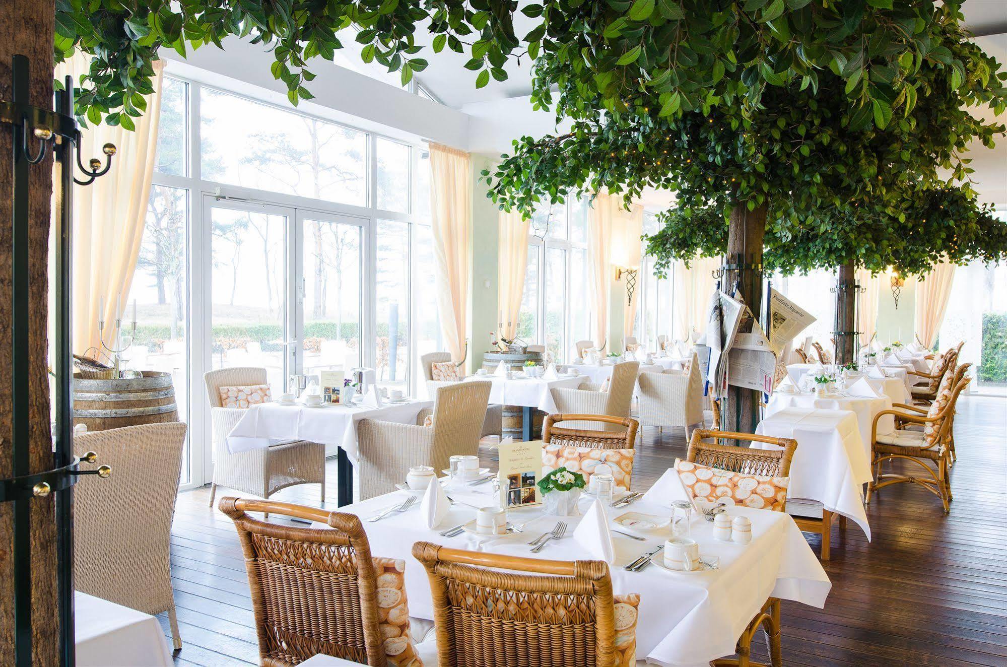 Grand Hotel Binz Luaran gambar Restaurant