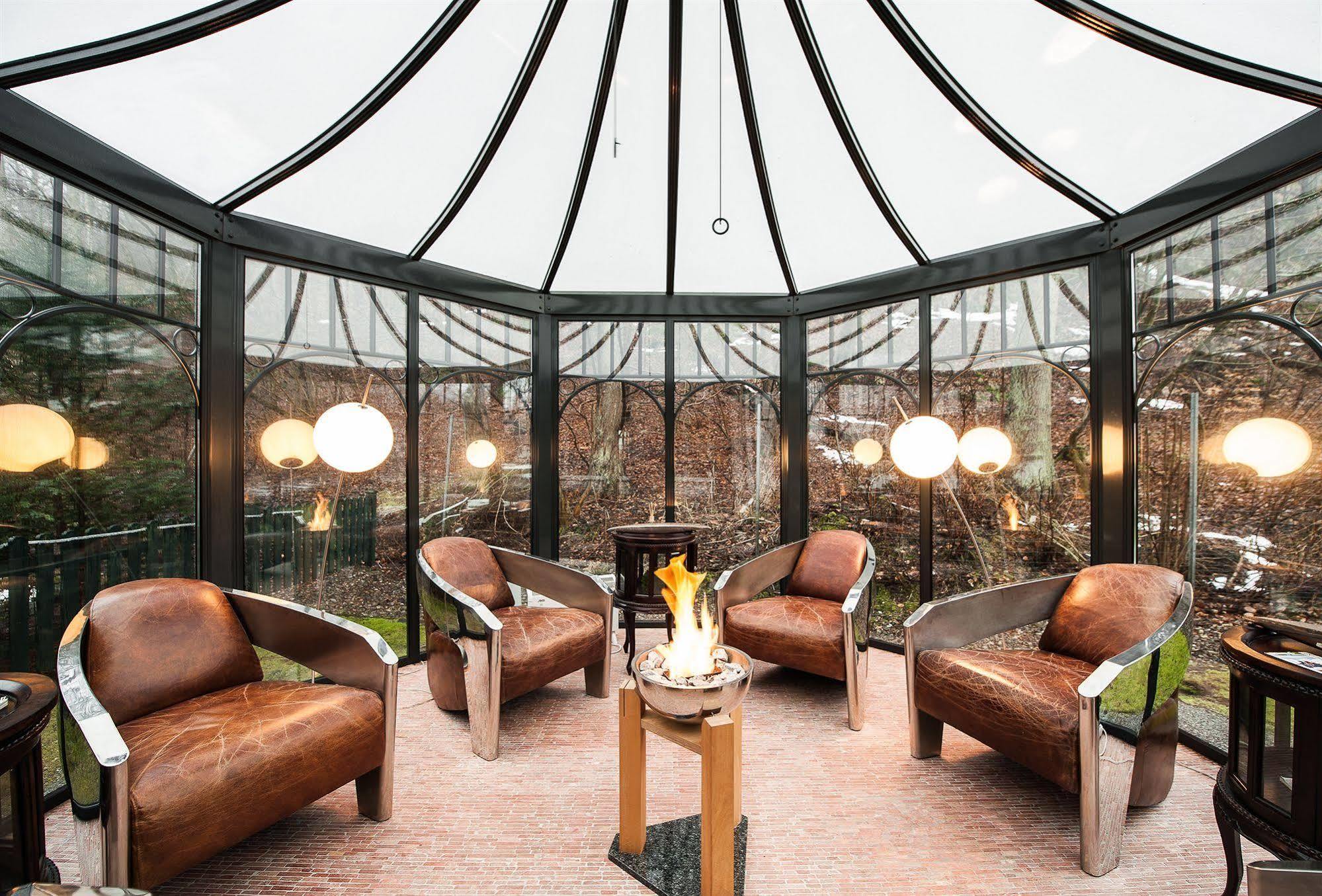 Grand Hotel Binz Luaran gambar The interior of the conservatory